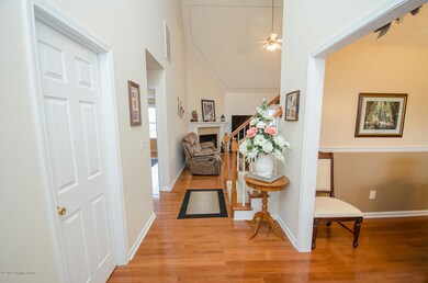 111 Spring Farm Trail, Shepherdsville, KY 40165 - photo 4