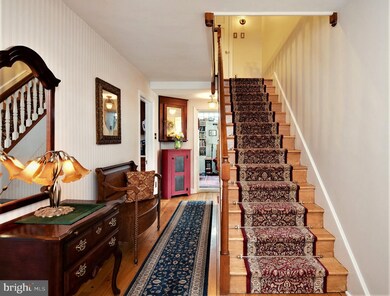 1701 Alsace Rd, Reading, PA 19604 - photo 4