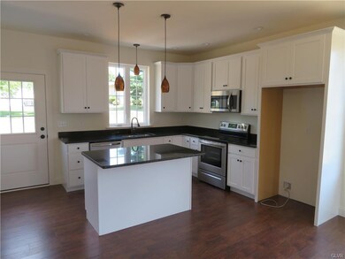 3146 High Hill Rd, Slatington, PA 18080 - photo 5