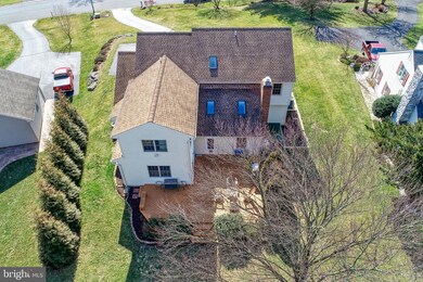 1012 Fieldstone Ct, Lancaster, PA 17603 - photo 4