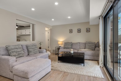 4 Brookside Dr unit 10, Exeter, NH 03833 - photo 4