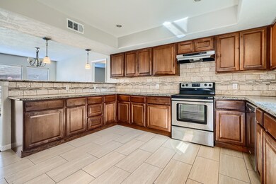 325 Old Course Dr, Friendswood, TX 77546 - photo 4