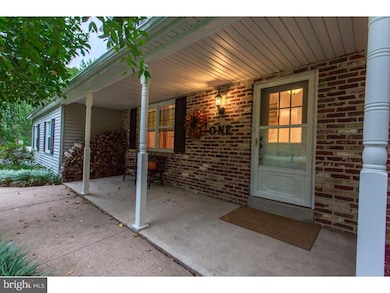 1 Meadow Ln, Wallingford, PA 19086 - photo 2