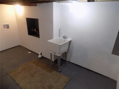 123 8th St, Vandergrift, PA 15690 - photo 7