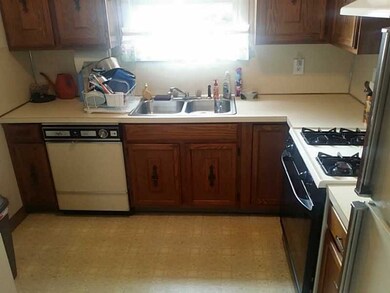 15 Calcott St, Warwick, RI 02889 - photo 2