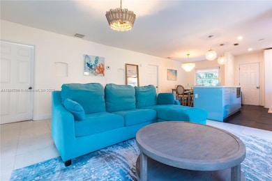 426 NE 26th St, Miami, FL 33137 - photo 5