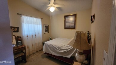 9513 Martinique Dr, El Paso, TX 79927 - photo 5