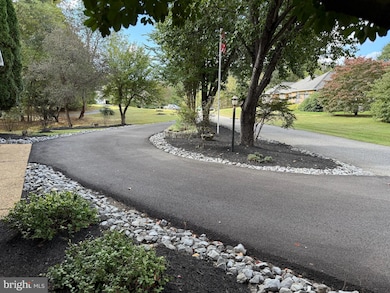 8069 Alexander Place, La Plata, MD 20646 - photo 3