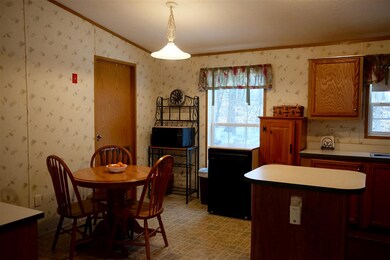 7 Garden Dr, Allenstown, NH 03275 - photo 5