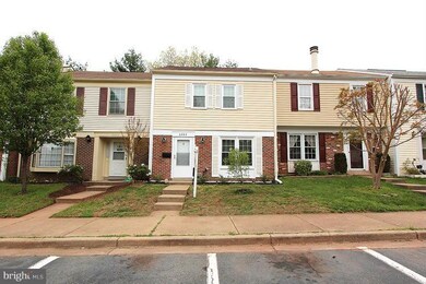 8993 Bonham Cir, Manassas, VA 20110 - photo 3