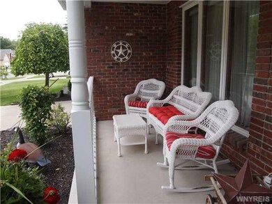 1147 Bowen Dr W, North Tonawanda, NY 14120 - photo 2