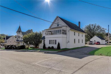 209 Center St, Slatington, PA 18080 - photo 4