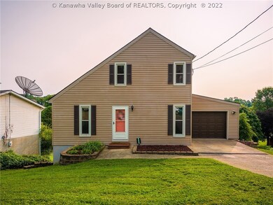 111 Timberlake Cir, Scott Depot, WV 25560 - photo 3