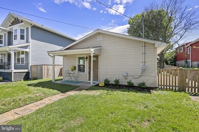 404 Broadway St, Frederick, MD 21701 - photo 3