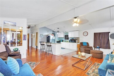 16369 Wimbleton Dr, Victorville, CA 92395 - photo 5