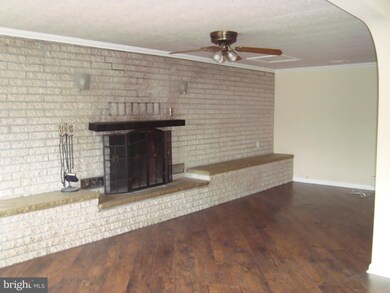 306 Barksdale Rd, Joppa, MD 21085 - photo 3