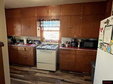 27 27 N Highland Ave, New Ulm, MN 56073 - photo 7