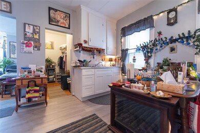 592 Front St, Woonsocket, RI 02895 - photo 4