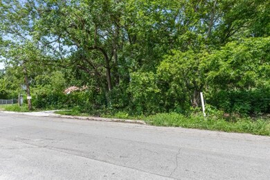 8466 De Priest St, Houston, TX 77088 - photo 7