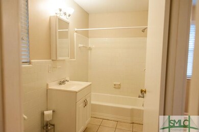 Photos are of adjacent unit, new photos coming soo