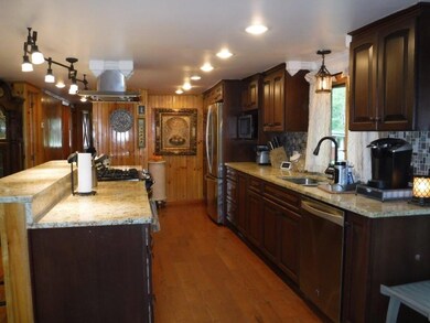 #5 full view of kitchen
