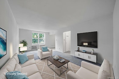 Thornton Place Owners unit 4U, Forest Hills, NY 11375 - photo 4