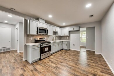 8521 Sussex Ct, Fort Worth, TX 76108 - photo 7