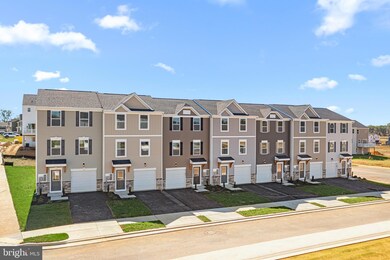 229 Huntwell West Ave, Ranson, WV 25438 - photo 4