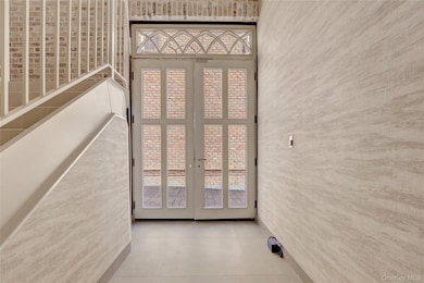 610 Jericho Turnpike, New Hyde Park, NY 11040 - photo 6