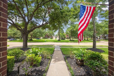 18007 Silver Ash Ln, Houston, TX 77095 - photo 2