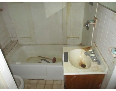 1110 Stafford St, Rochdale, MA 01542 - photo 5