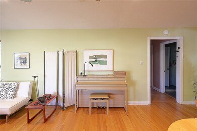 Connecting space between Dinning area and Living a