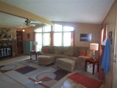 4260 E Defreese Rd, Syracuse, IN 46567 - photo 7