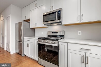 2000 Clarendon Blvd unit 1006, Arlington, VA 22201 - photo 7
