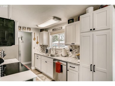 1065 Denise St SE, Salem, OR 97306 - photo 4