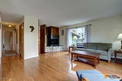 Living room 3