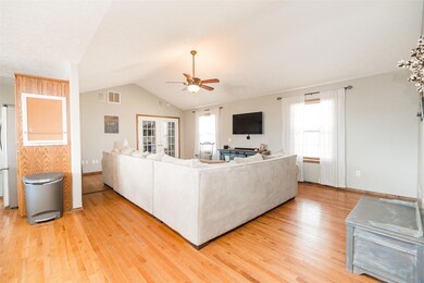 1257 W Bridgewood-7