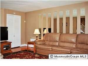 113 Inwood Ave, Colonia, NJ 07067 - photo 2