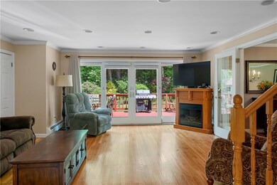 77 Summit Dr, Cranston, RI 02920 - photo 4