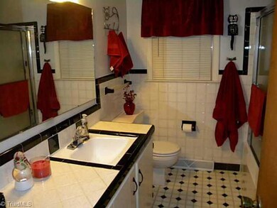 2841 Virginia Acres Dr, Asheboro, NC 27205 - photo 6