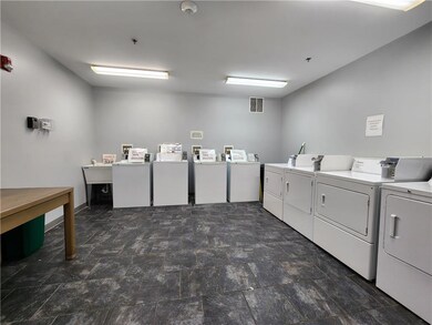 79 W Market St, Bethlehem, PA 18018 - photo 5