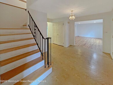 28 Vista Dr, Morganville, NJ 07751 - photo 6