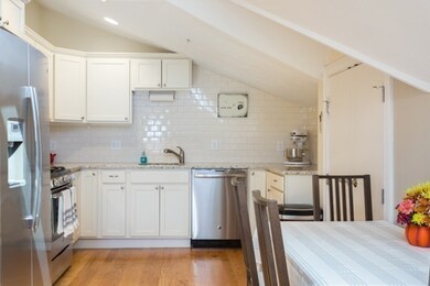 129 Highland Ave unit 5, Somerville, MA 02143 - photo 3