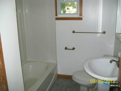 5042 Goodwill Rd, Toledo, OH 43613 - photo 2