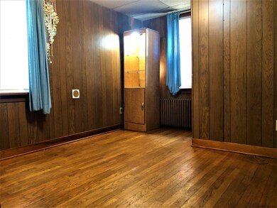 685 Palm Ave, Schenectady, NY 12306 - photo 6