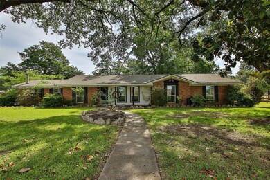 635 Baker Dr, Tomball, TX 77375 - photo 7