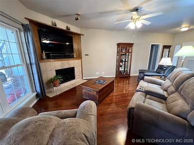 4503 S Ash Ave, Broken Arrow, OK 74011 - photo 4