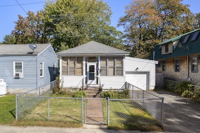 34 School St, Old Orchard Beach, ME 04064 - photo 2