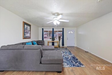 787 W Mendi Place, Kuna, ID 83634 - photo 5