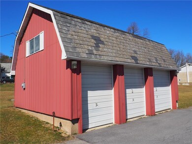 80 Shady Rd unit 1-4, Bath, PA 18014 - photo 5